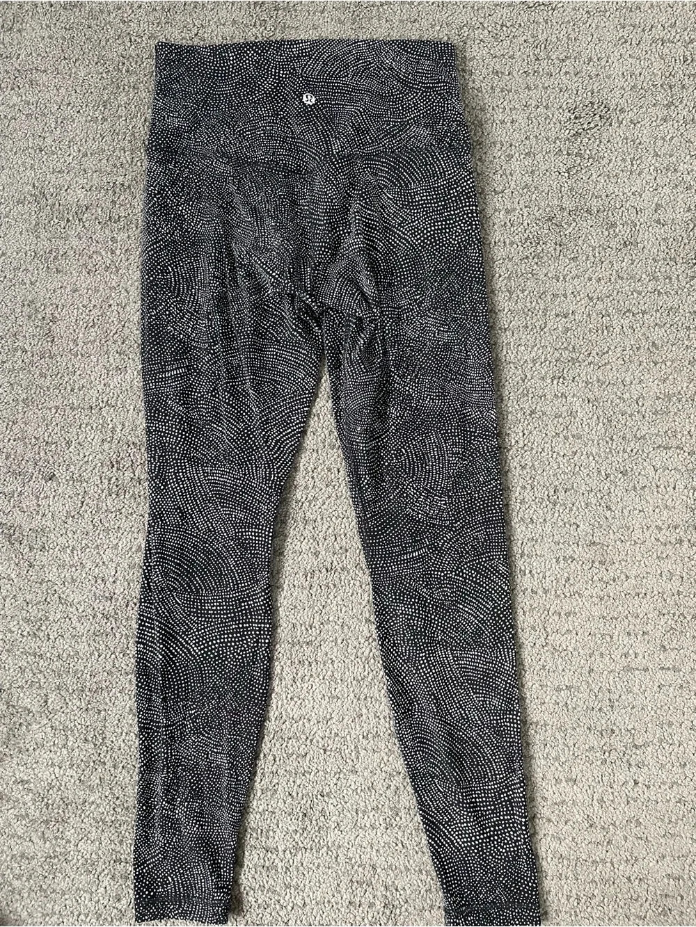LULULEMON - Align - Free Spirit Black & White Dot-Print High-Rise Leggings - Picture 8 of 9